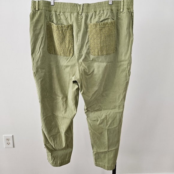 Soft Surrounding Pants 3X Plus Cargo Style Convertible Leg Eyelet Pockets Green - Picture 13 of 13